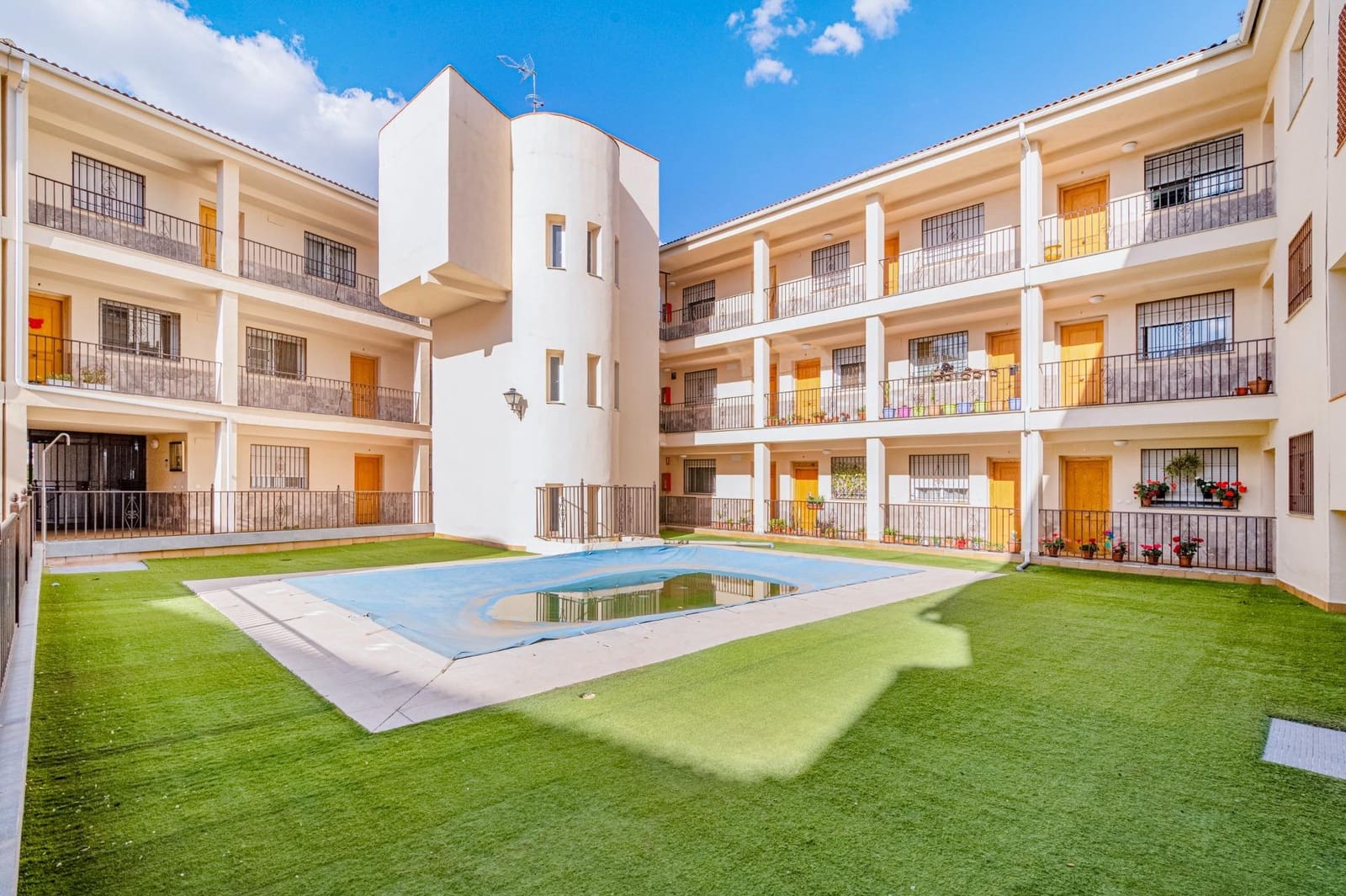 2 chambre Appartement à vendre à Churriana de la Vega avec piscine - 155 000 € (Ref: 10014019)