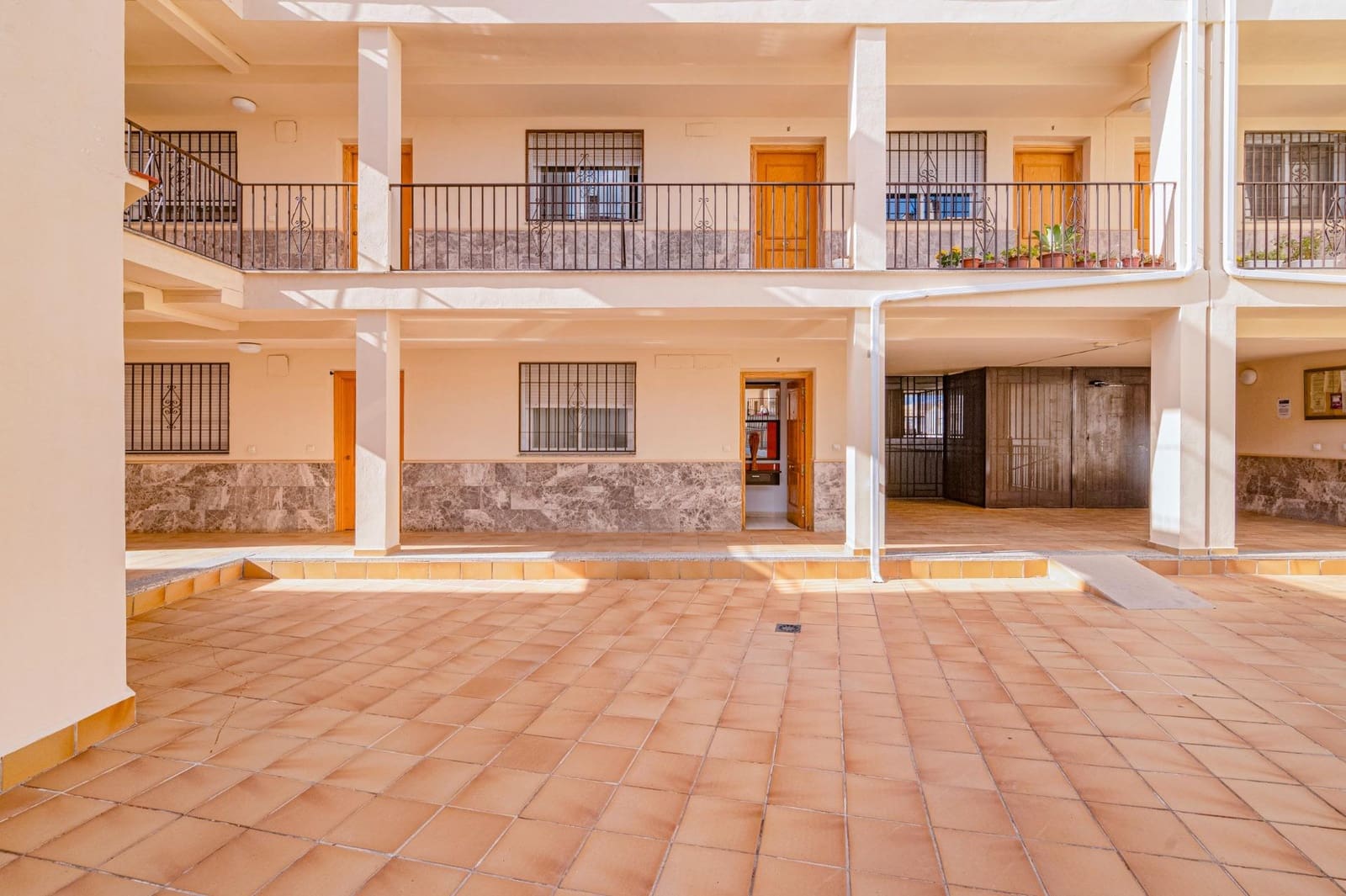 2 chambre Appartement à vendre à Churriana de la Vega avec piscine - 155 000 € (Ref: 10014019)