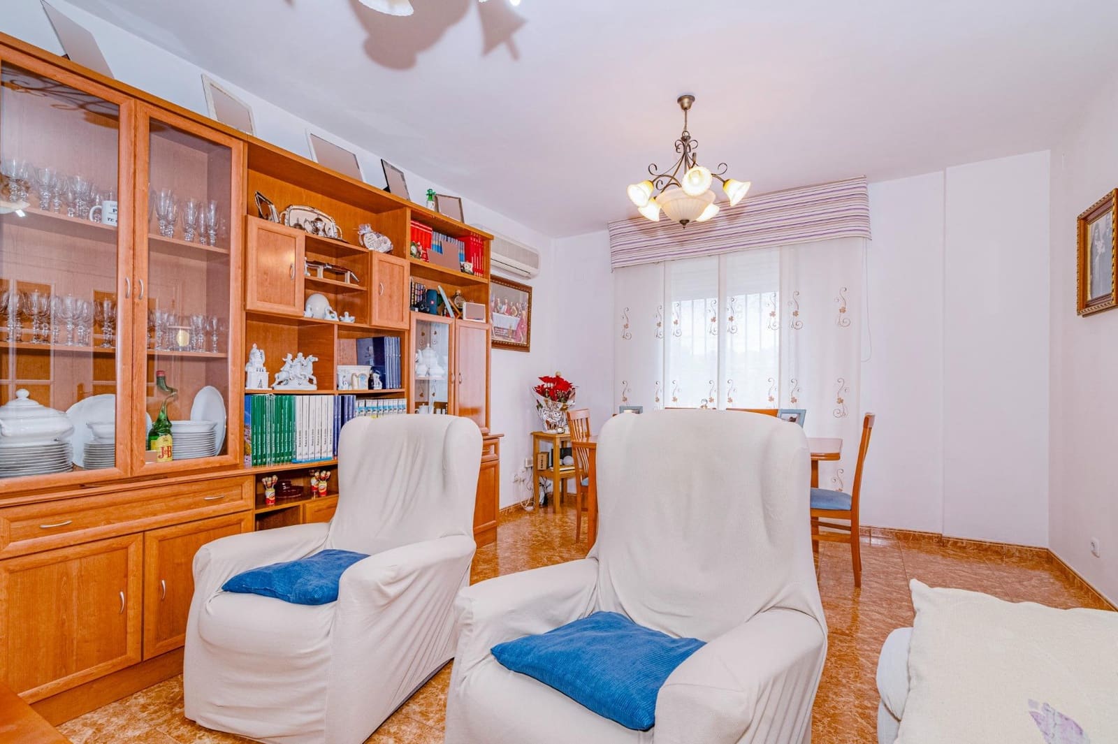 4 bedroom Semi-detached Villa for sale in Alomartes with garage - € 209,000 (Ref: 10014020)