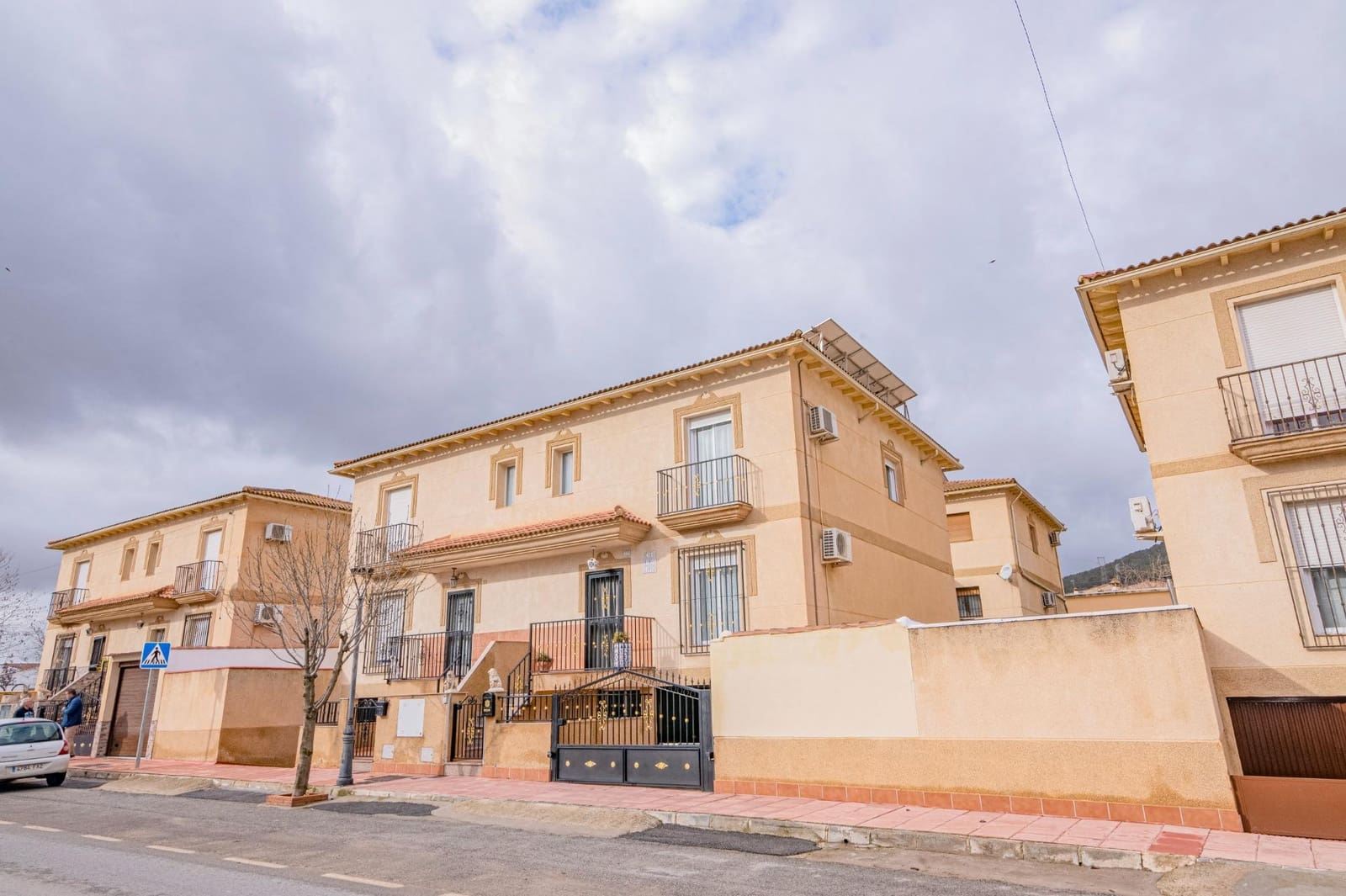 4 bedroom Semi-detached Villa for sale in Alomartes with garage - € 209,000 (Ref: 10014020)