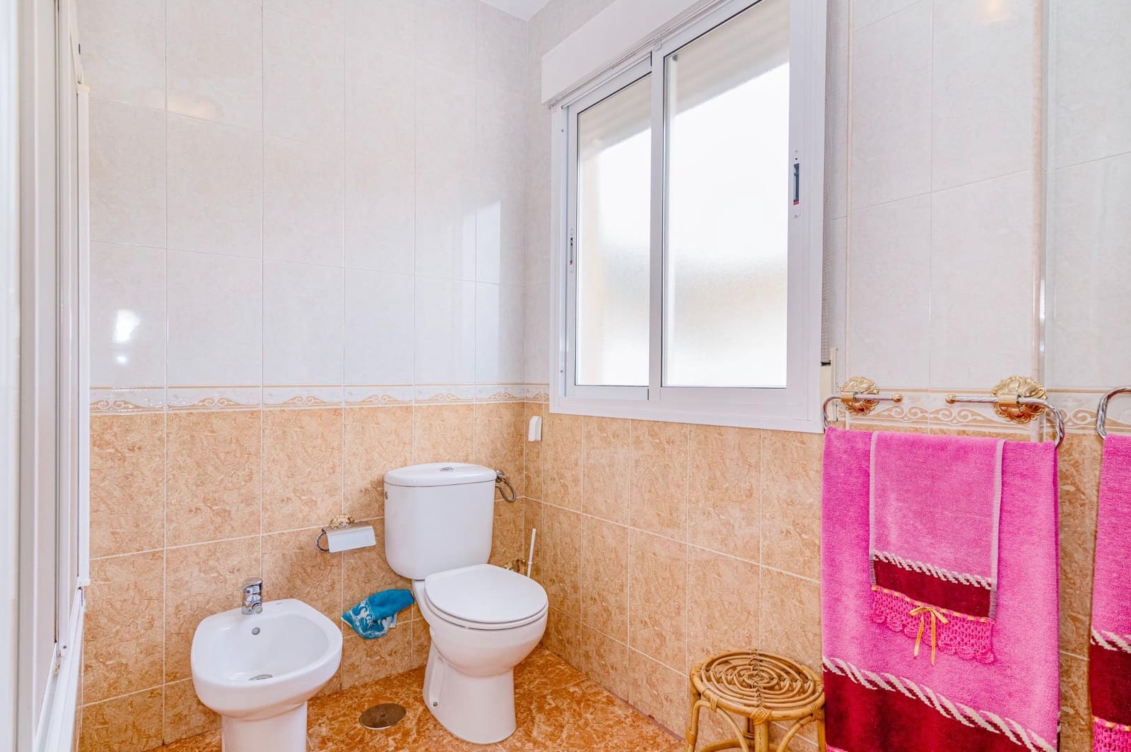 4 bedroom Semi-detached Villa for sale in Alomartes with garage - € 209,000 (Ref: 10014020)