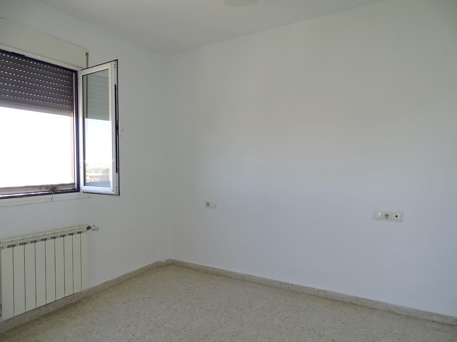 3 quarto Apartamento para venda em Granada cidade com garagem - 255 000 € (Ref: 10014021)