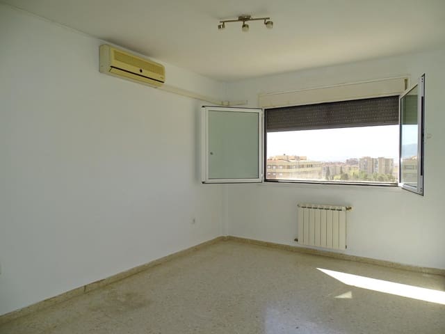 3 chambre Appartement à vendre à Grenade ville avec garage - 255 000 € (Ref: 10014021)
