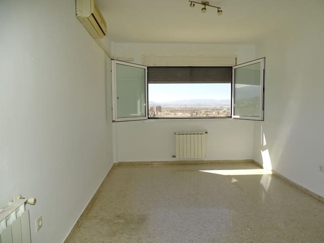 3 chambre Appartement à vendre à Grenade ville avec garage - 255 000 € (Ref: 10014021)