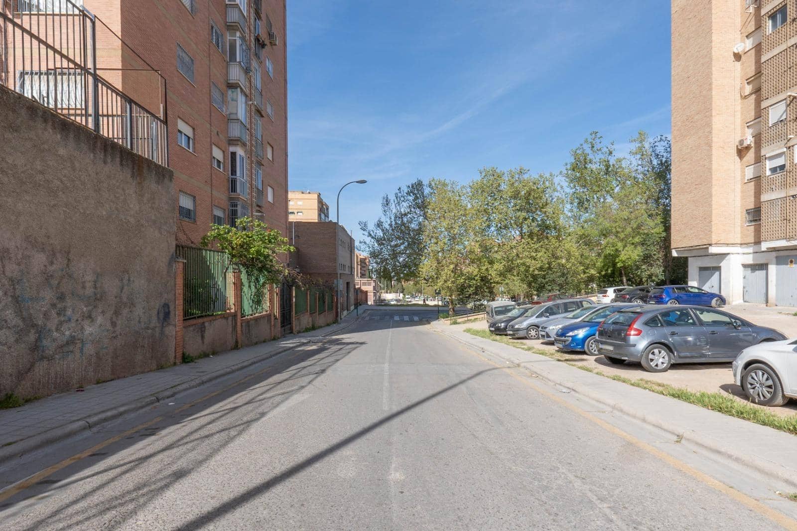 3 sovrum Lägenhet till salu i Granada stad med garage - 139 500 € (Ref: 10014022)