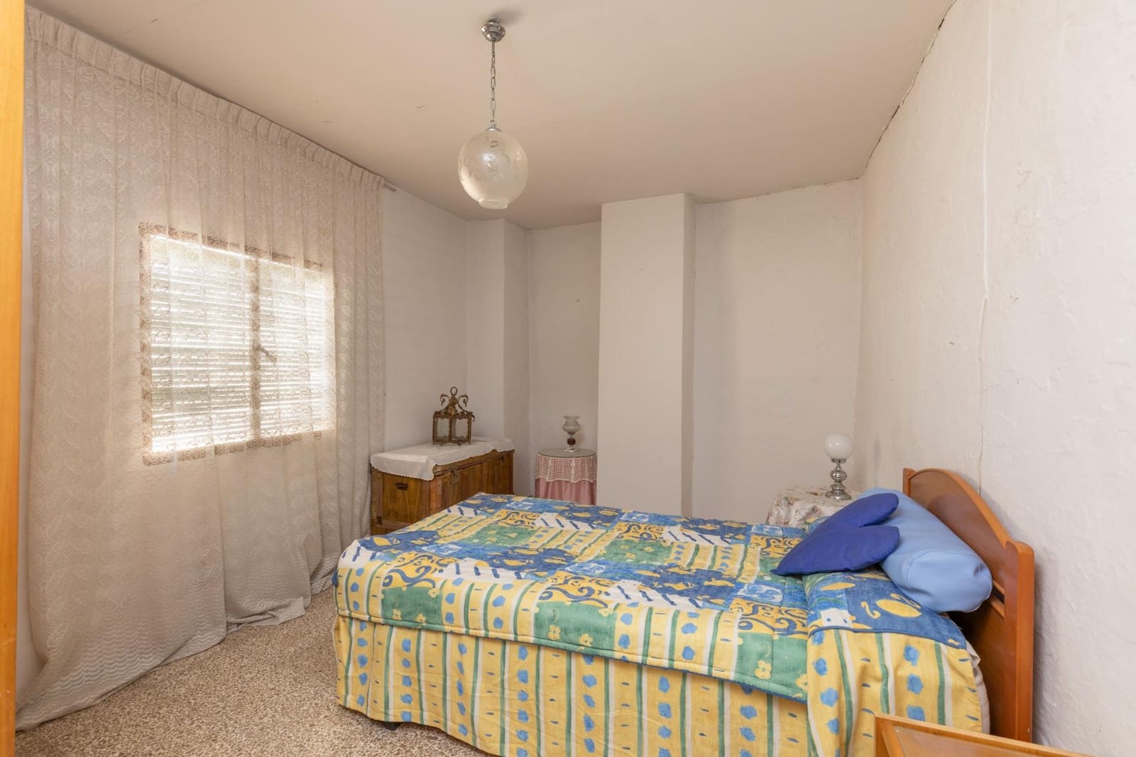 6 bedroom Townhouse for sale in Alhendin with garage - € 89,900 (Ref: 10014023)