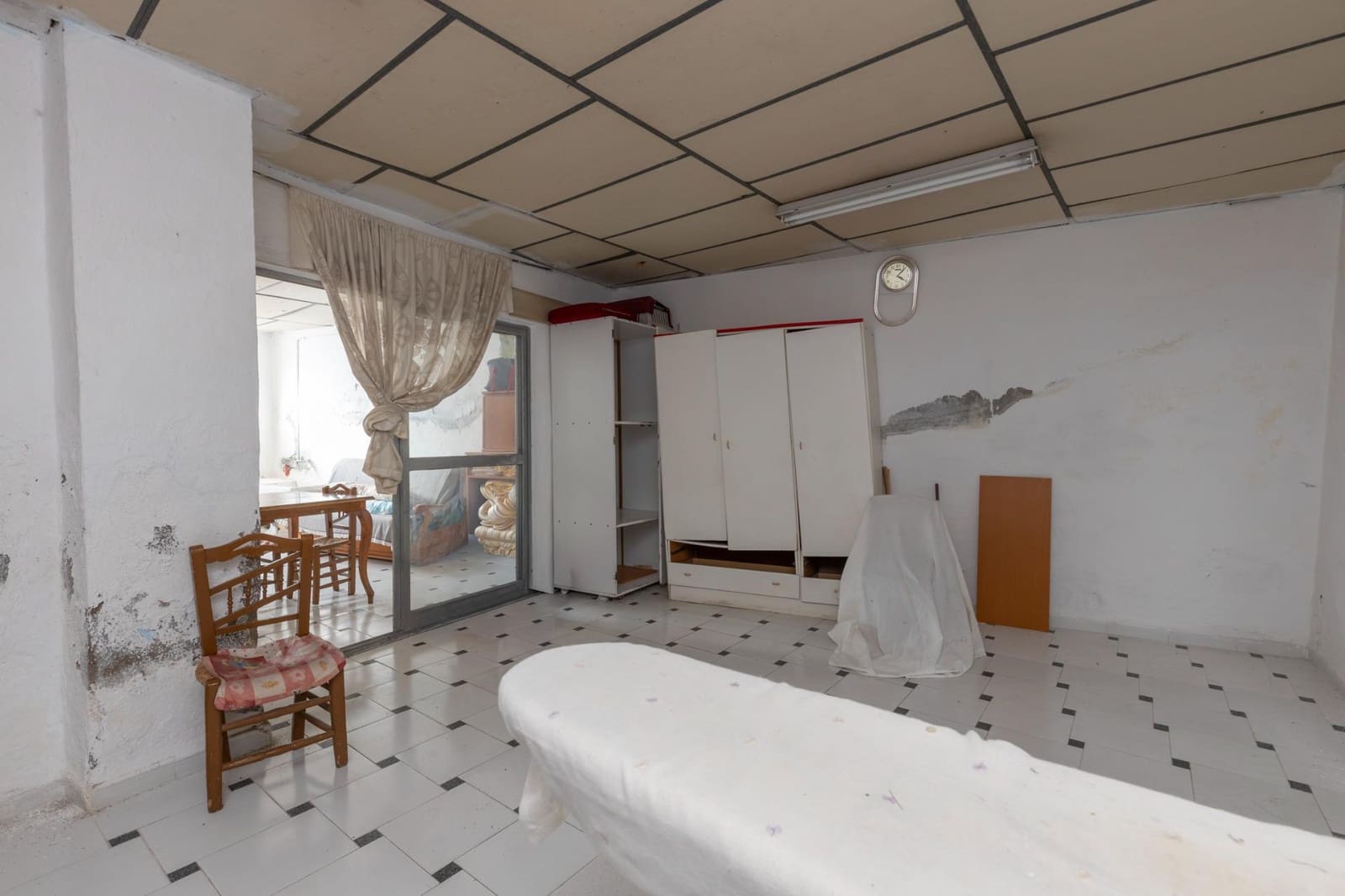 6 bedroom Townhouse for sale in Alhendin with garage - € 89,900 (Ref: 10014023)