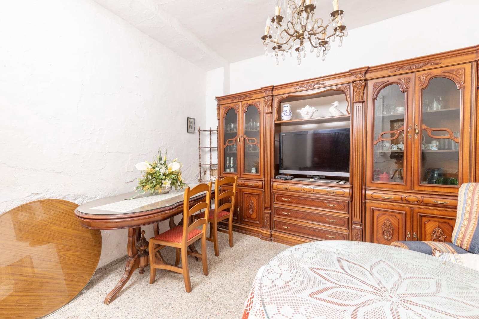 6 bedroom Townhouse for sale in Alhendin with garage - € 89,900 (Ref: 10014023)