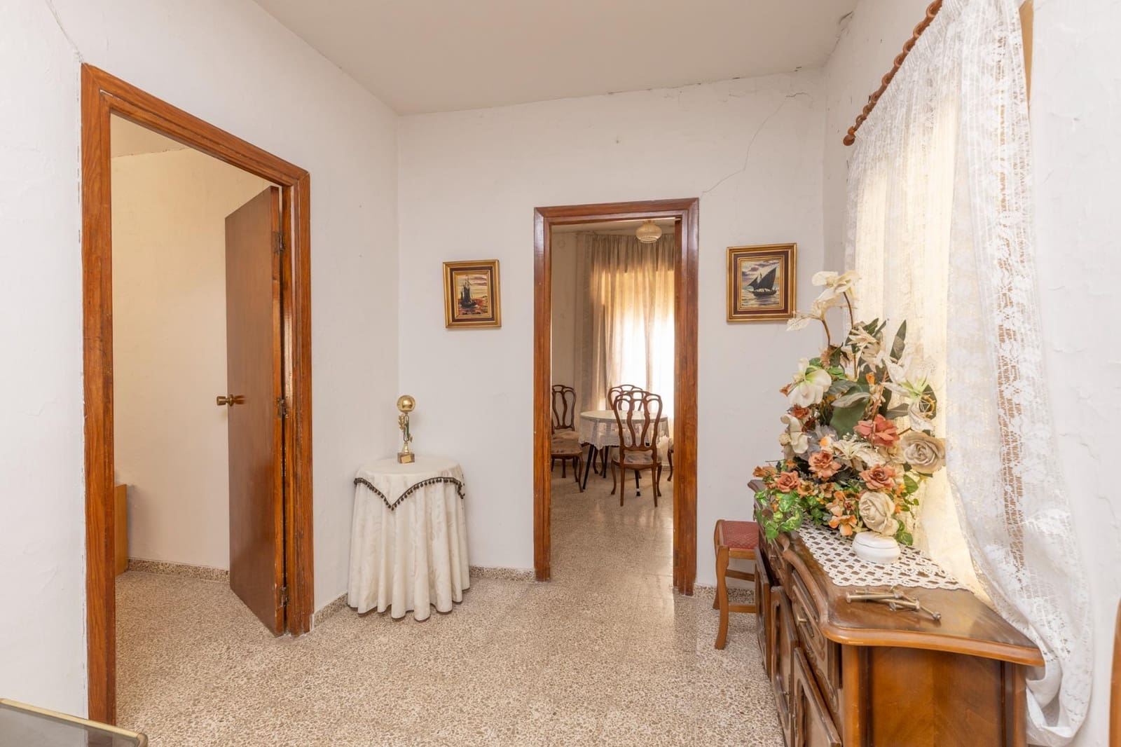 6 bedroom Townhouse for sale in Alhendin with garage - € 89,900 (Ref: 10014023)