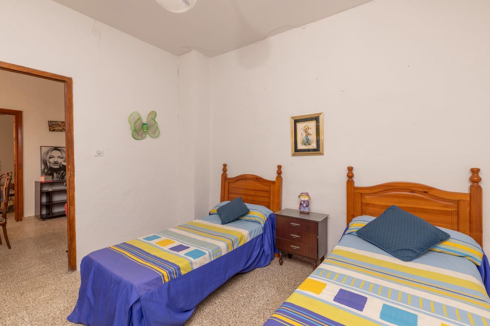 6 bedroom Townhouse for sale in Alhendin with garage - € 89,900 (Ref: 10014023)