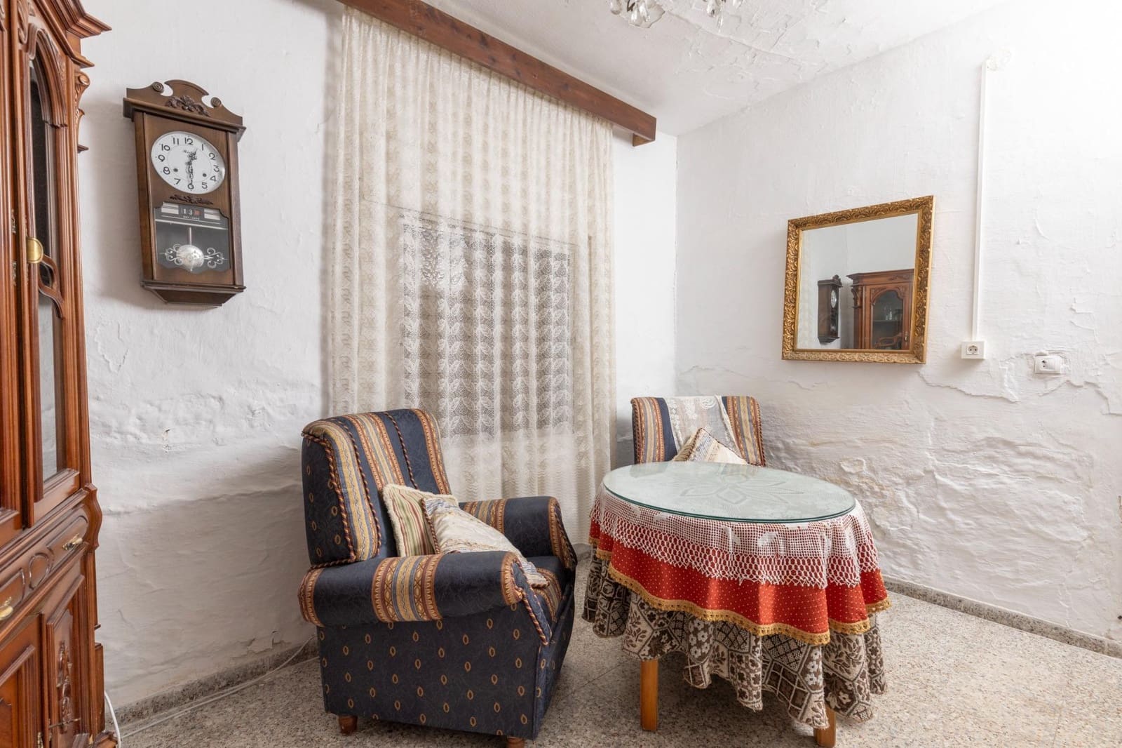 6 bedroom Townhouse for sale in Alhendin with garage - € 89,900 (Ref: 10014023)