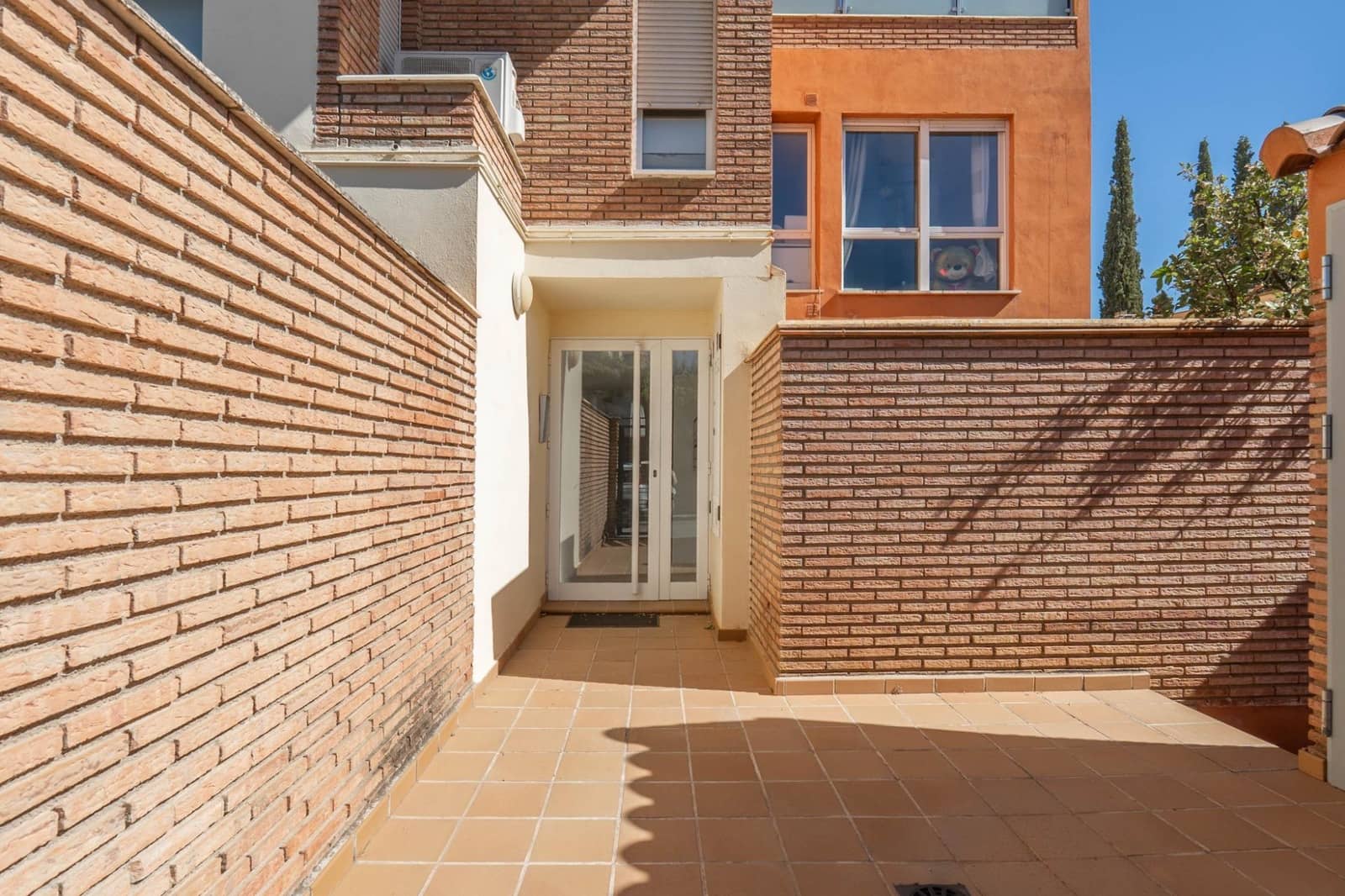 2 soverom Leilighet til salgs i La Zubia med garasje - € 179 990 (Ref: 10014024)