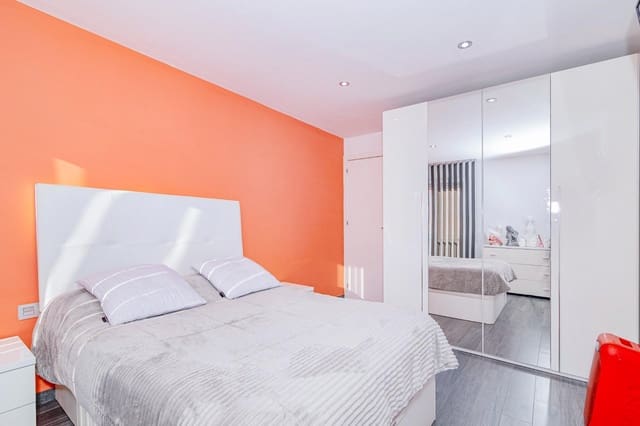 3 chambre Appartement à vendre à Grenade ville avec garage - 144 900 € (Ref: 10014025)