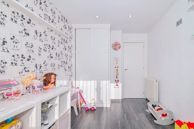 3 chambre Appartement à vendre à Grenade ville avec garage - 144 900 € (Ref: 10014025)