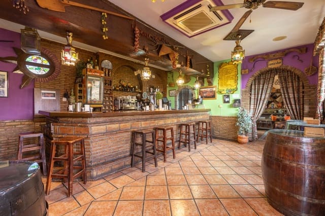 3 sypialnia Willa na sprzedaż w Dílar - 375 000 € (Ref: 10014027)