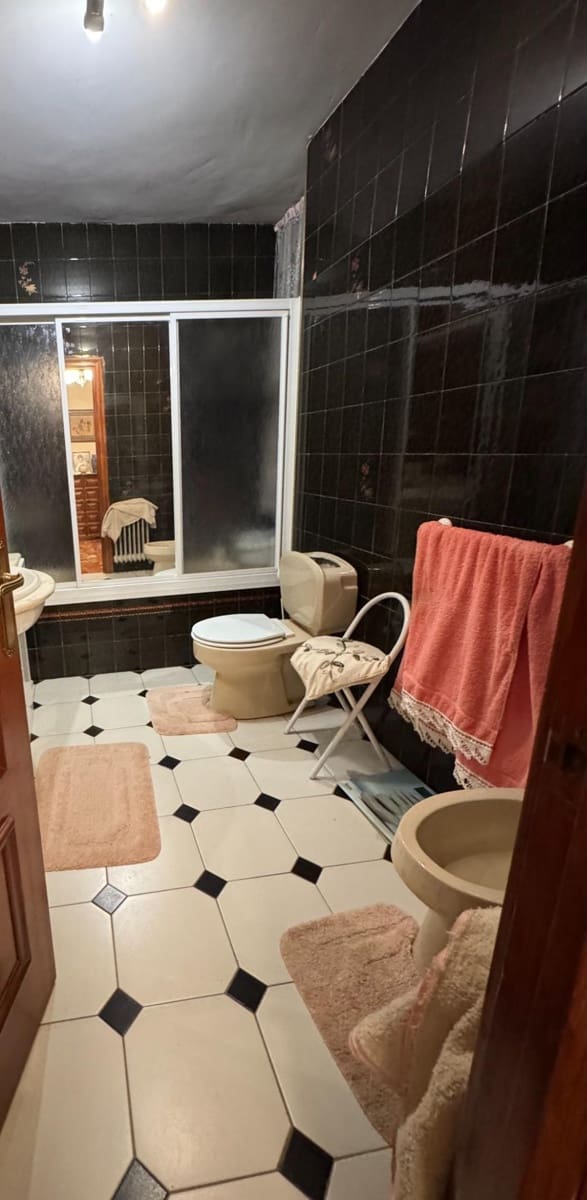 4 quarto Quinta/Casa Rural para venda em Gojar com piscina - 1 000 000 € (Ref: 10014030)