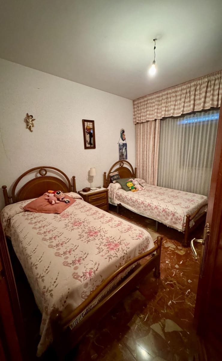 4 quarto Quinta/Casa Rural para venda em Gojar com piscina - 1 000 000 € (Ref: 10014030)