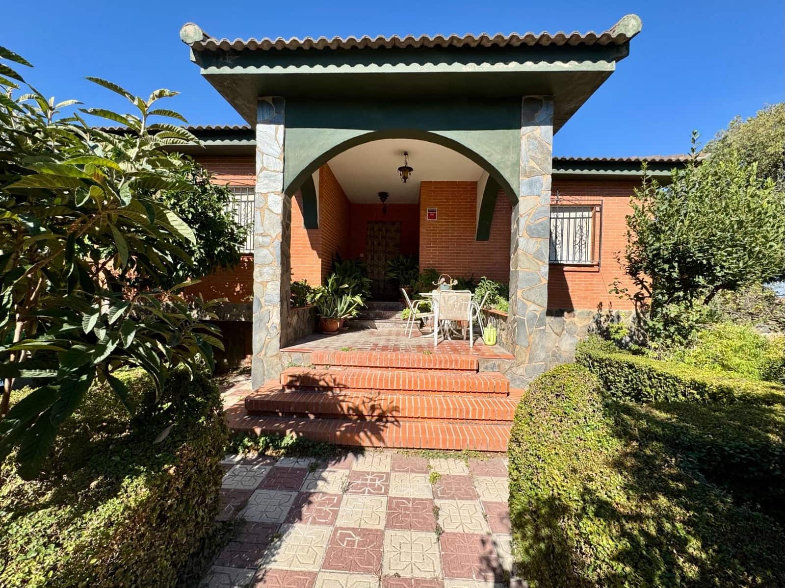 4 quarto Quinta/Casa Rural para venda em Gojar com piscina - 1 000 000 € (Ref: 10014030)