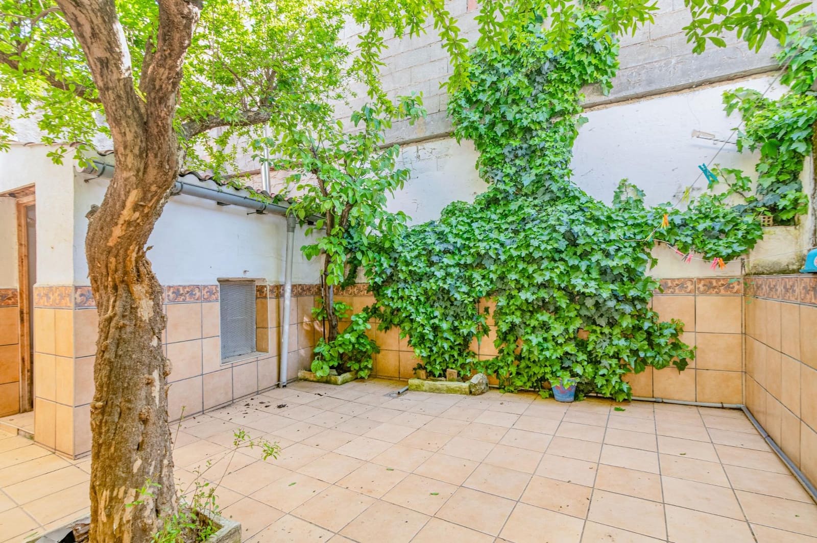 4 bedroom Townhouse for sale in Cullar Vega - € 189,500 (Ref: 10014031)