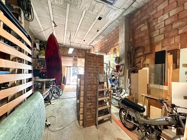 Commercial for sale in La Zubia - € 70,000 (Ref: 10014034)