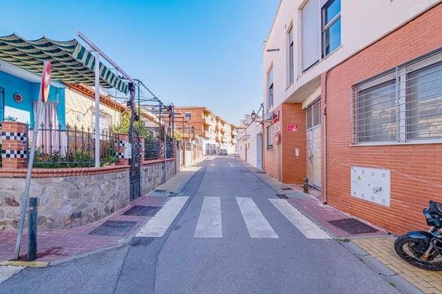 3 sovrum Lägenhet till salu i Peligros med garage - 175 000 € (Ref: 10014039)