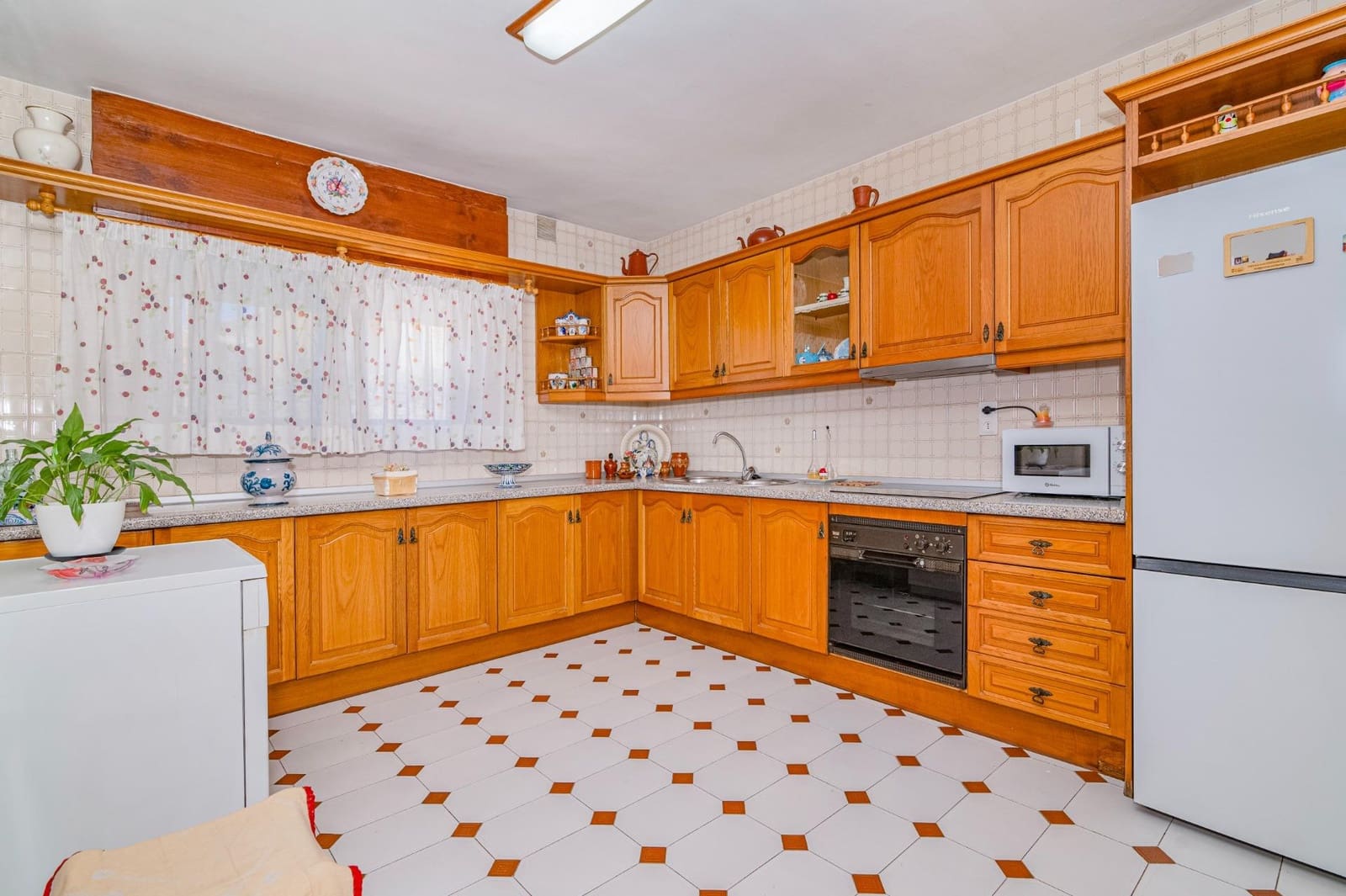 5 camera da letto Villa in vendita in Cajar con piscina garage - 480.000 € (Rif: 10014043)