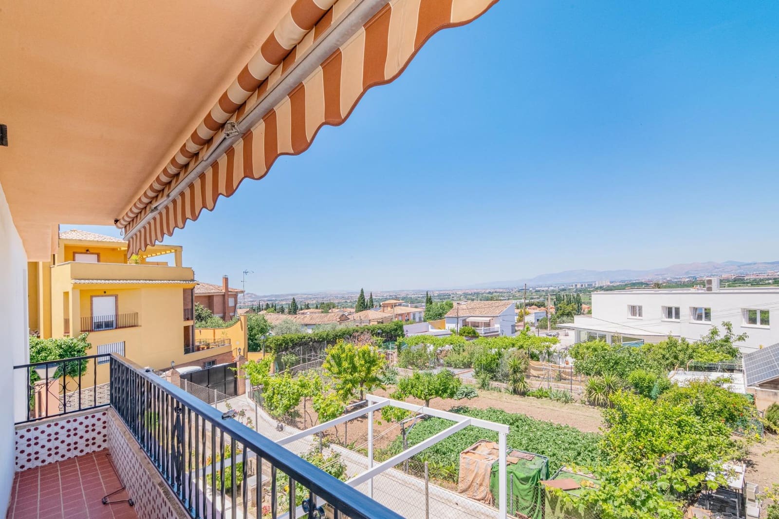 5 camera da letto Villa in vendita in Cajar con piscina garage - 480.000 € (Rif: 10014043)
