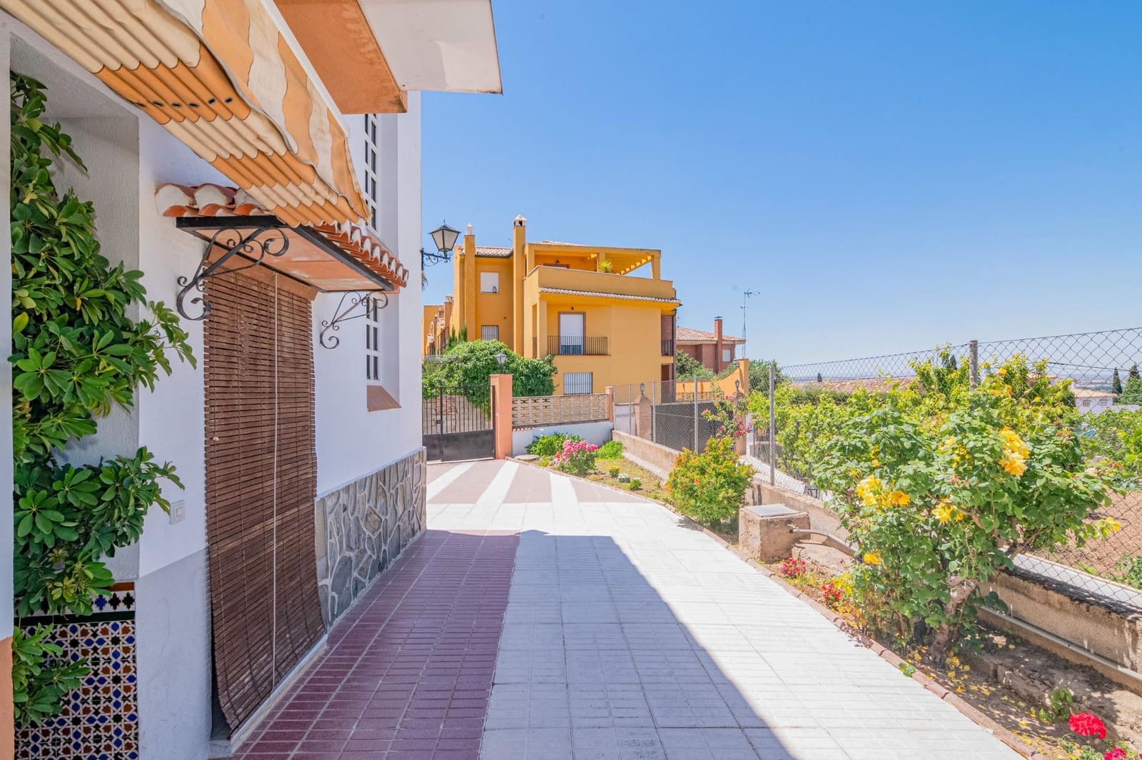 5 camera da letto Villa in vendita in Cajar con piscina garage - 480.000 € (Rif: 10014043)