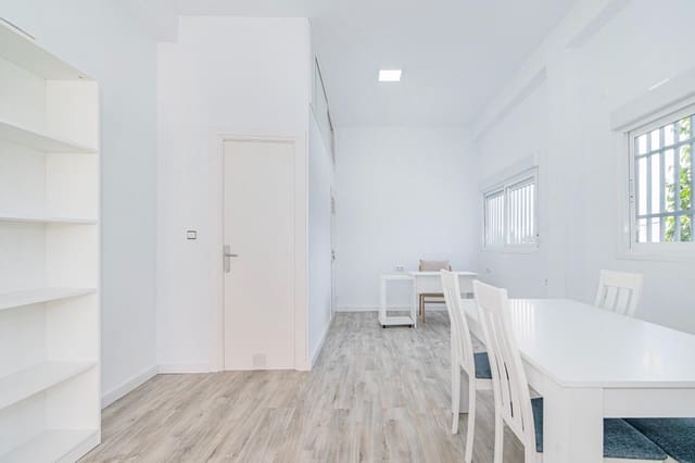 2 sovrum Kommersiell till salu i Granada stad - 36 000 € (Ref: 10014044)
