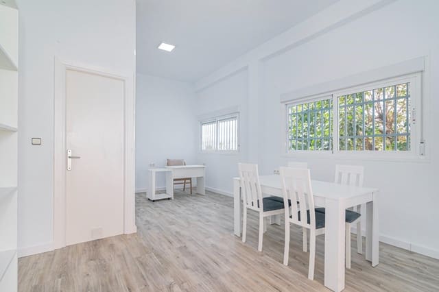 2 sovrum Kommersiell till salu i Granada stad - 36 000 € (Ref: 10014044)