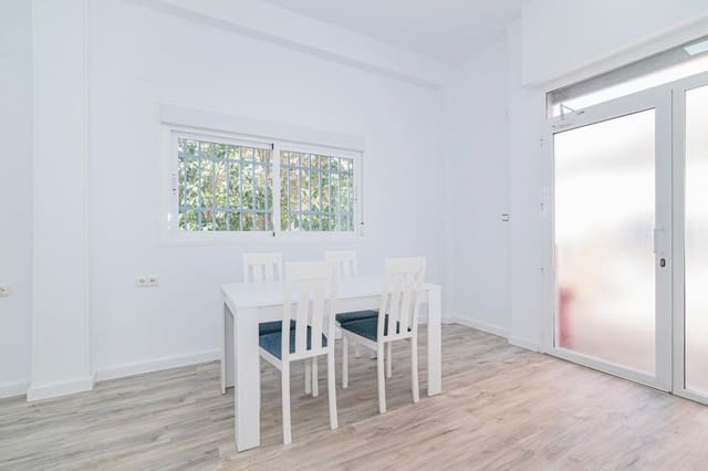 2 sovrum Kommersiell till salu i Granada stad - 36 000 € (Ref: 10014044)