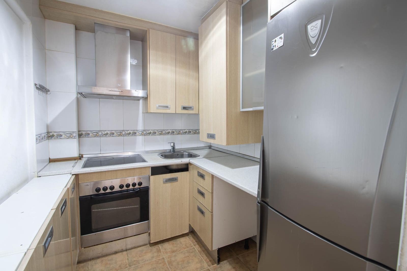 2 bedroom Flat for sale in Las Gabias with garage - € 115,000 (Ref: 10014045)