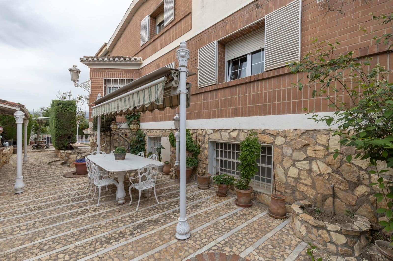 6 slaapkamer Villa te koop in Alhendin met zwembad garage - € 799.900 (Ref: 10014046)