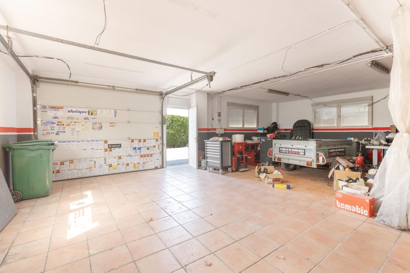 6 slaapkamer Villa te koop in Alhendin met zwembad garage - € 799.900 (Ref: 10014046)