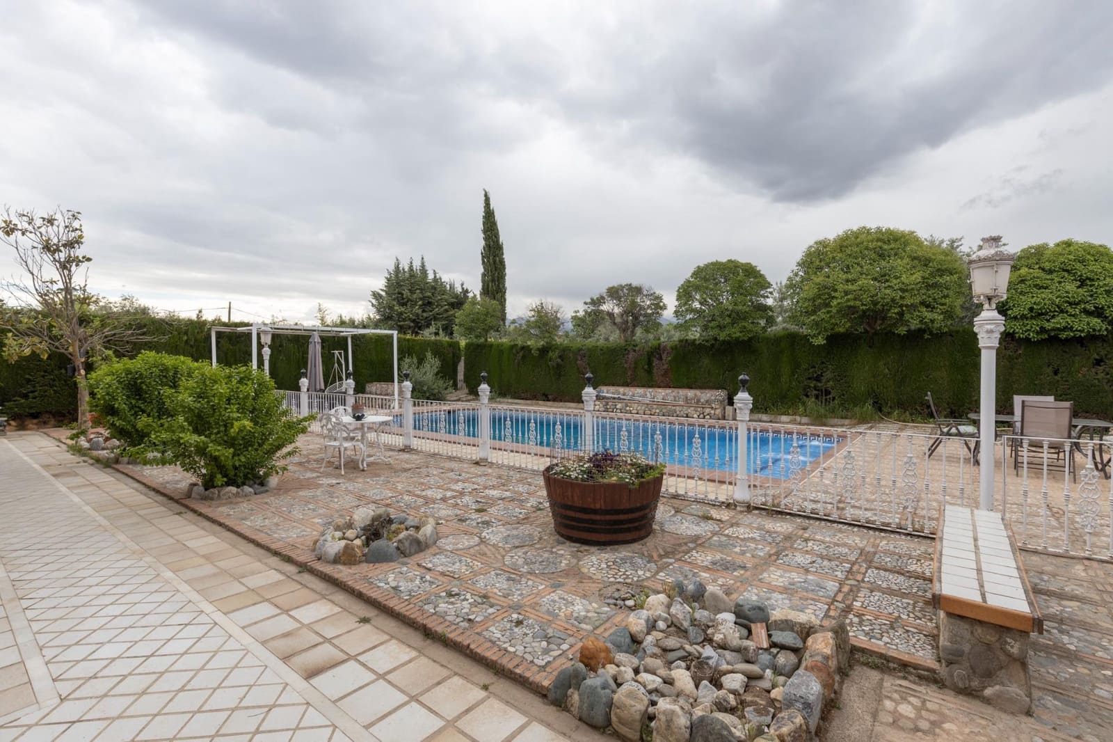 6 slaapkamer Villa te koop in Alhendin met zwembad garage - € 799.900 (Ref: 10014046)