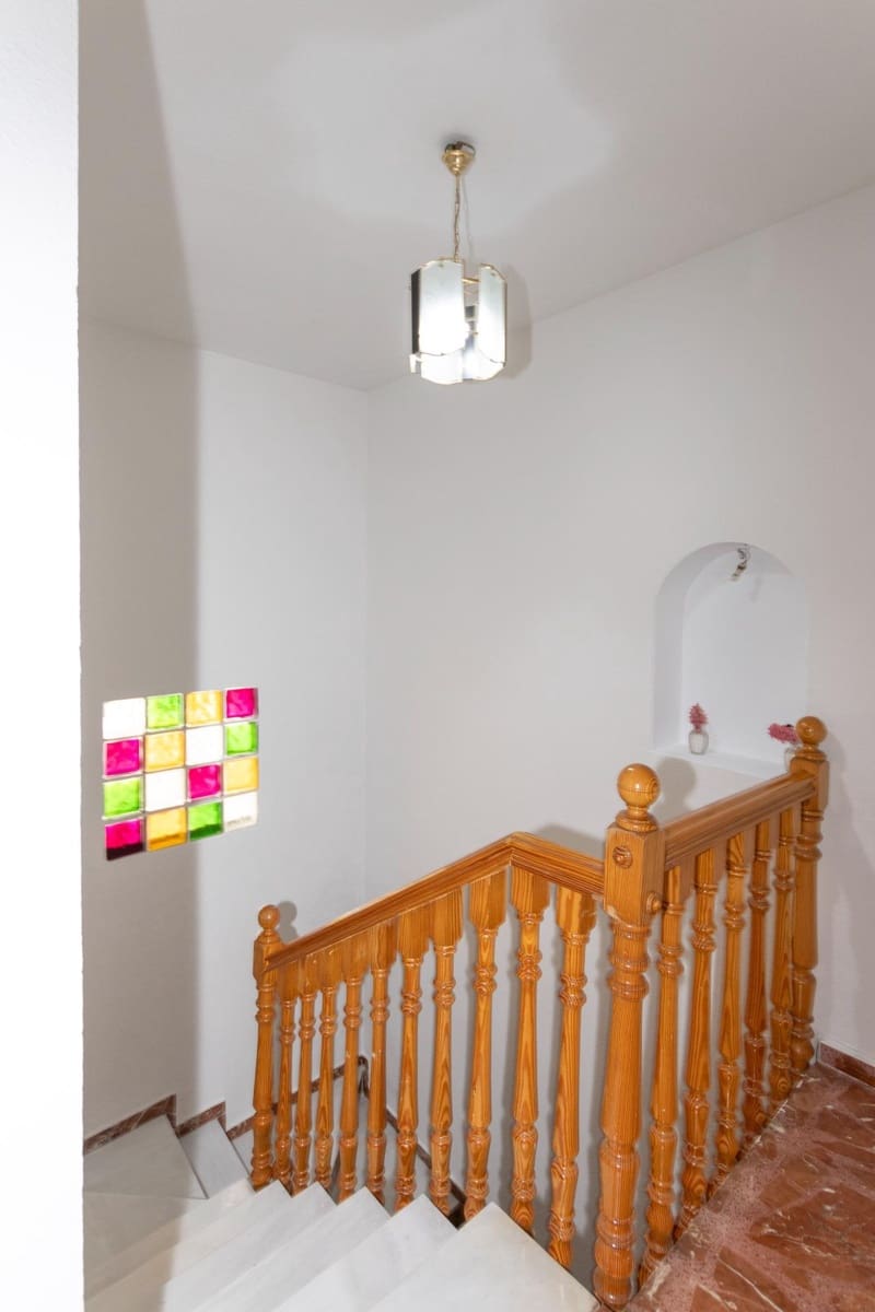 4 bedroom Townhouse for sale in Cullar Vega - € 185,000 (Ref: 10014047)