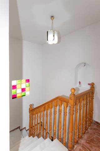 4 bedroom Townhouse for sale in Cúllar Vega - € 185,000 (Ref: 10014047)