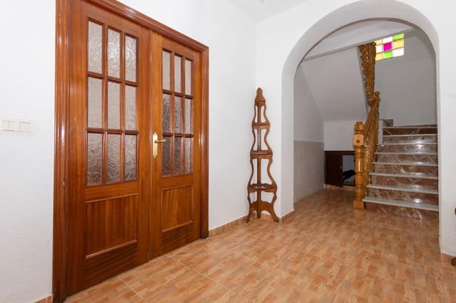 4 bedroom Townhouse for sale in Cúllar Vega - € 185,000 (Ref: 10014047)