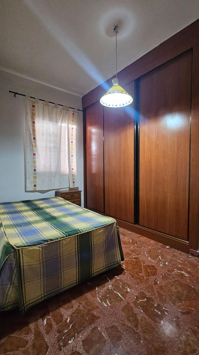 4 bedroom Townhouse for sale in Cullar Vega - € 185,000 (Ref: 10014047)