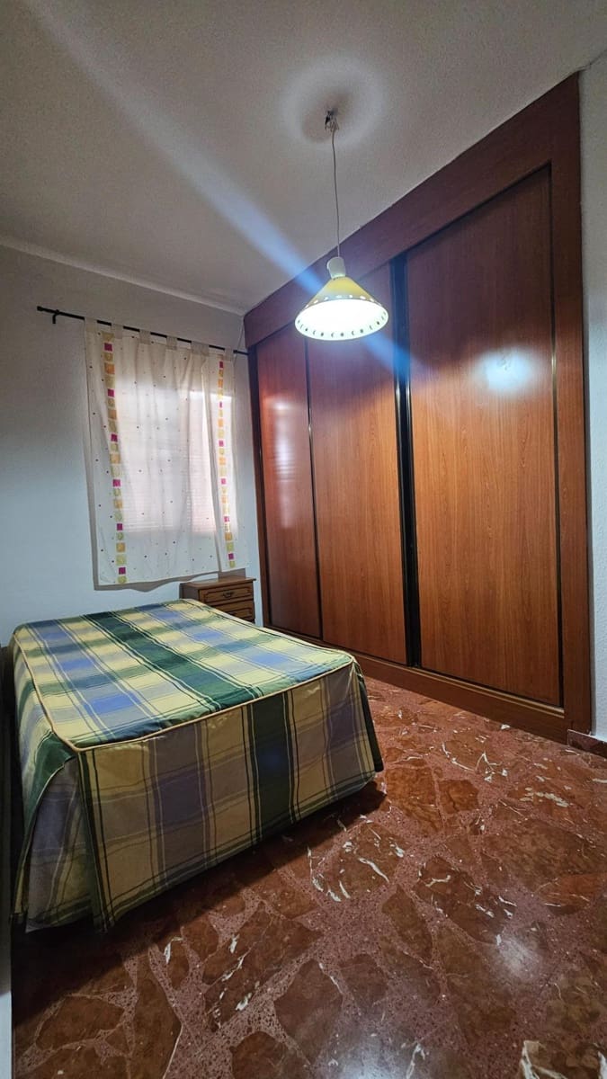 4 bedroom Townhouse for sale in Cullar Vega - € 185,000 (Ref: 10014047)