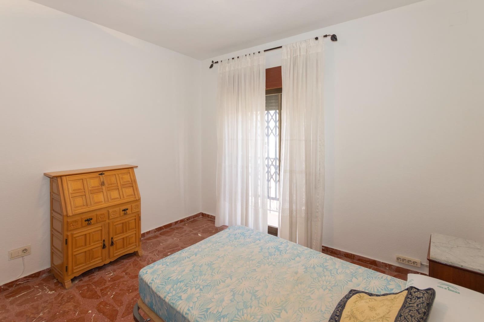 4 bedroom Townhouse for sale in Cullar Vega - € 185,000 (Ref: 10014047)