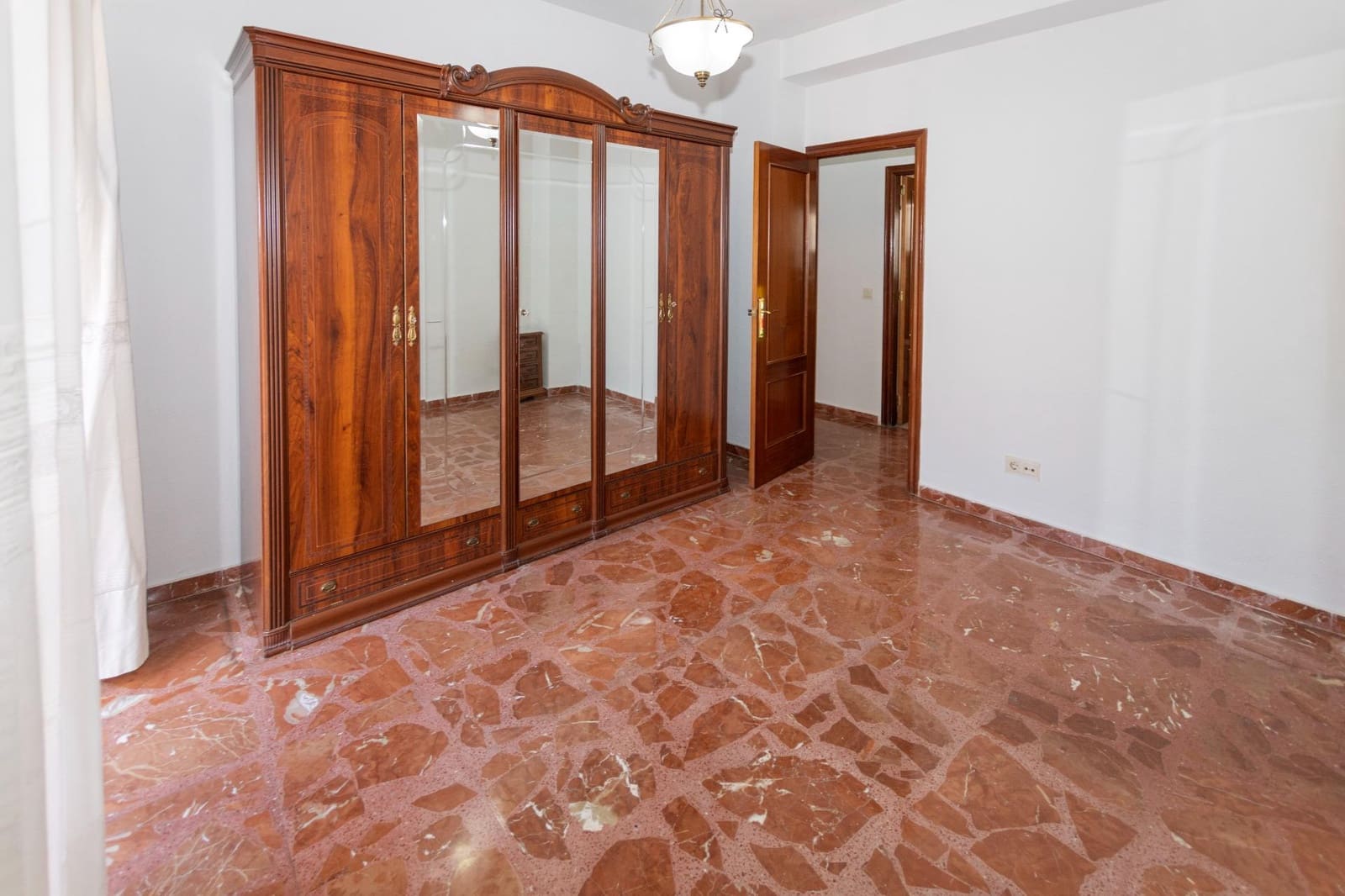 4 bedroom Townhouse for sale in Cullar Vega - € 185,000 (Ref: 10014047)