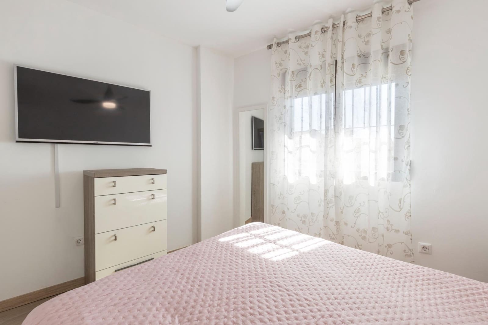 2 bedroom Apartment for sale in Las Gabias with garage - € 161,900 (Ref: 10014048)