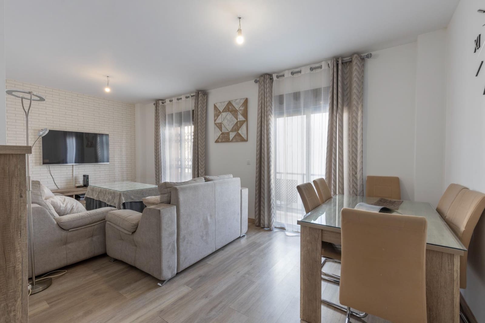 2 bedroom Apartment for sale in Las Gabias with garage - € 161,900 (Ref: 10014048)