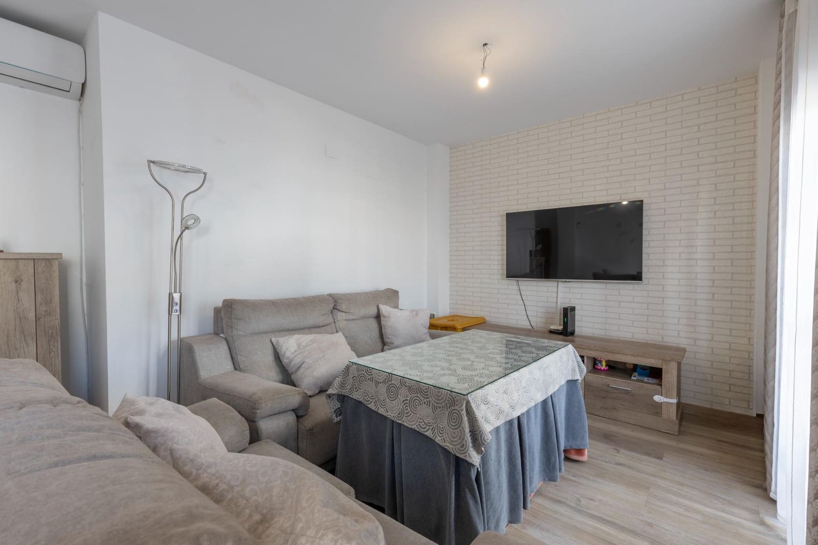 2 bedroom Apartment for sale in Las Gabias with garage - € 161,900 (Ref: 10014048)