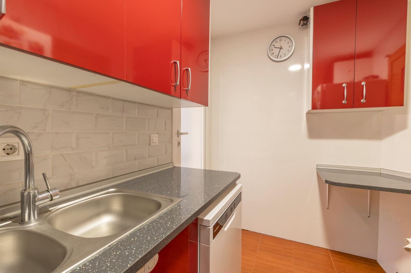 2 bedroom Apartment for sale in Las Gabias with garage - € 161,900 (Ref: 10014048)