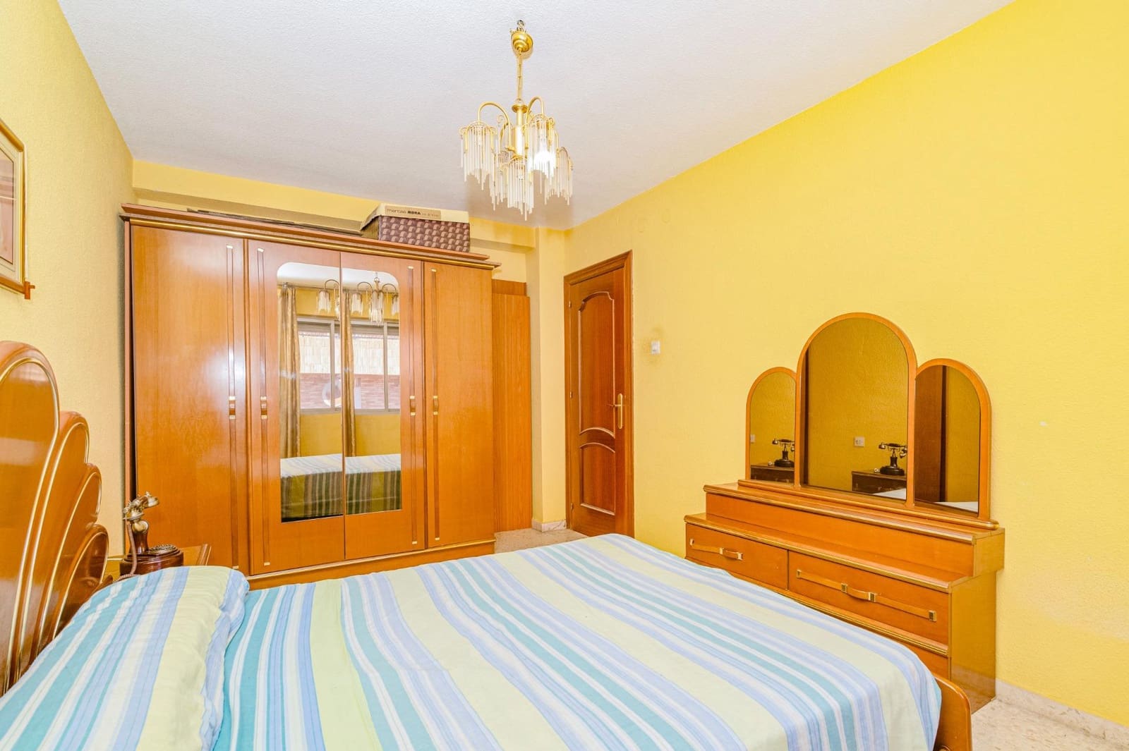 3 soveværelse Lejlighed til salg i Granada by - € 239.990 (Ref: 10014049)