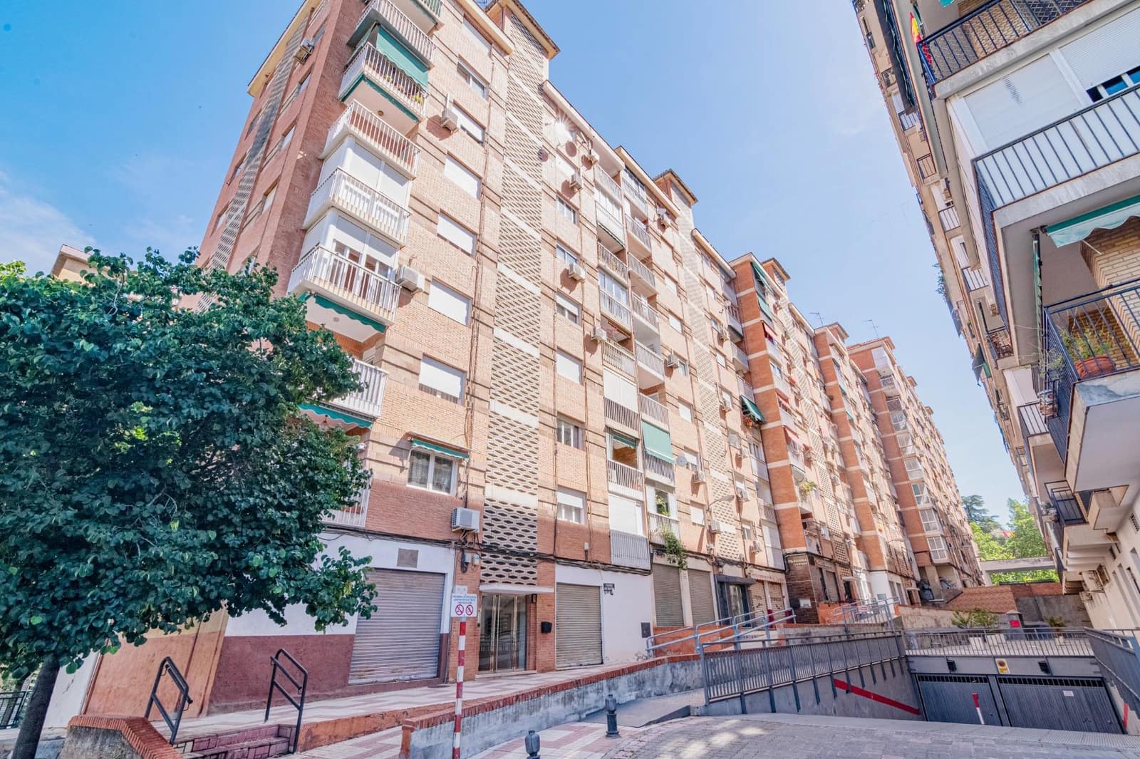 3 soveværelse Lejlighed til salg i Granada by - € 239.990 (Ref: 10014049)