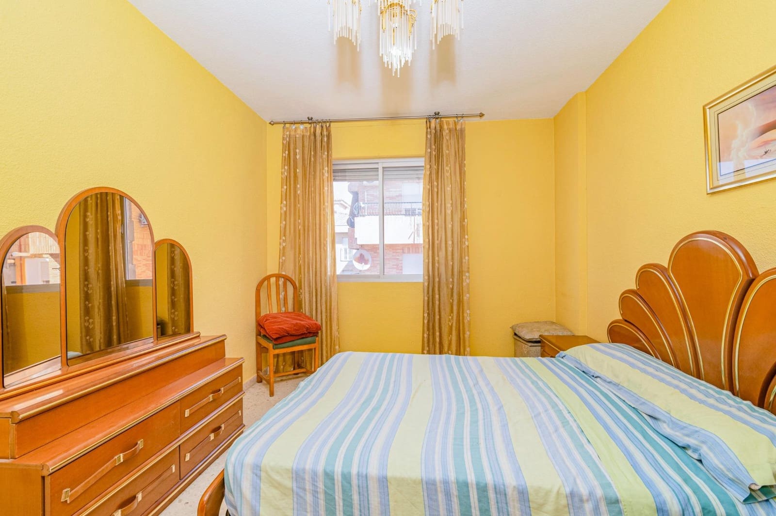 3 soveværelse Lejlighed til salg i Granada by - € 239.990 (Ref: 10014049)