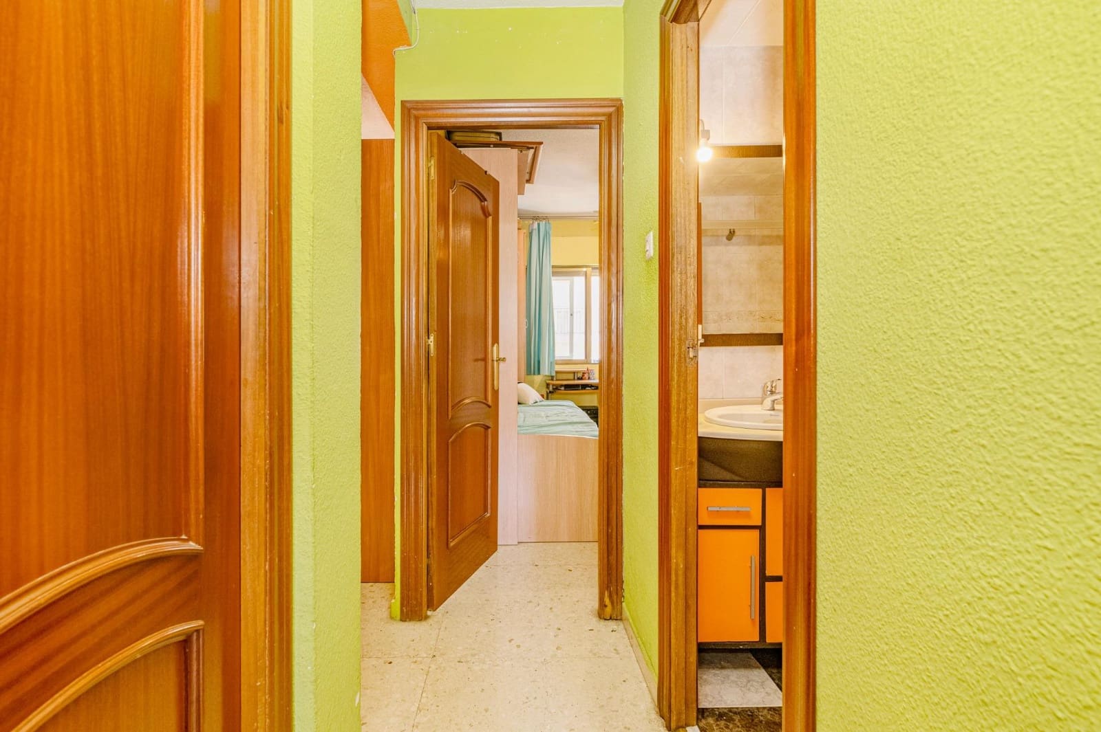 3 soveværelse Lejlighed til salg i Granada by - € 239.990 (Ref: 10014049)